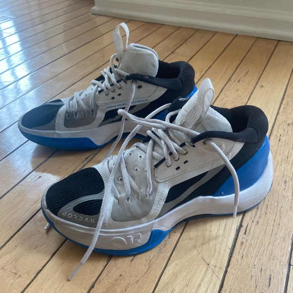 Nike Air Jordan Zoom Men’s Basketball Sneakers Blue & White - Picture 1 of 8